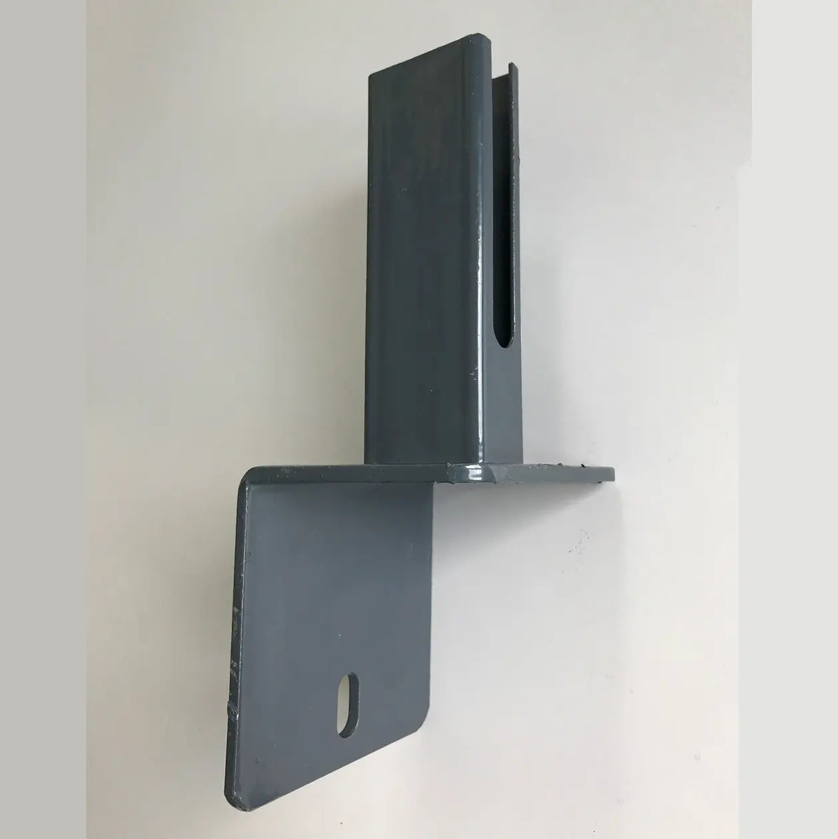 Produktbild des Produkts L-Pfostenfuß für 60/40 Pfosten